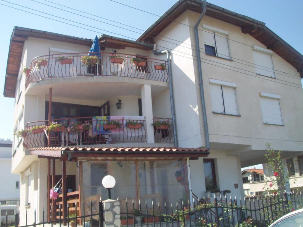 Ianakiev Guest House Черноморец Экстерьер фото